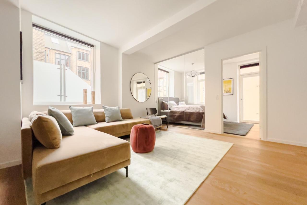 Beautiful Apartments On Stroget In Copenhagen City Center Exteriör bild
